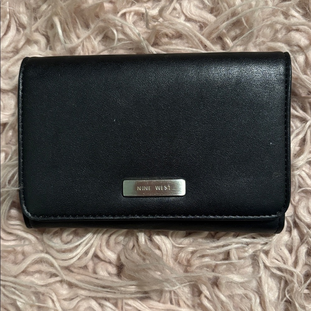 Vintage Nine West Black Trifold Leather Wallet